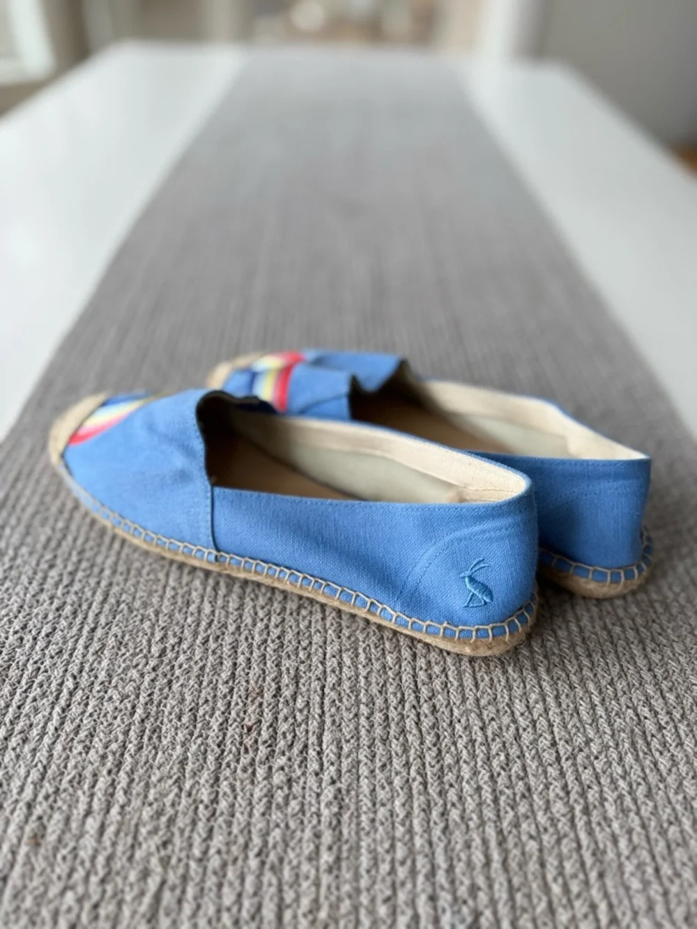 Joules Shelbury Light Blue Rainbow Embroidered Espadrilles Flats Size 39 or 8